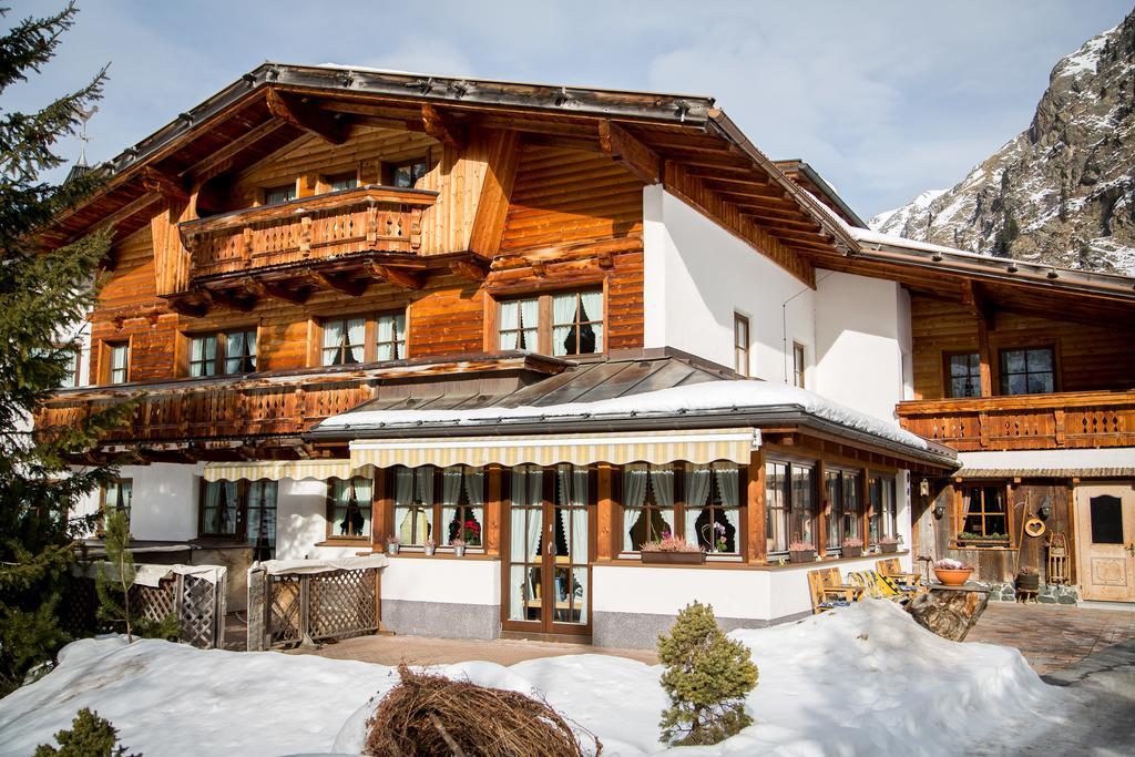 Almhof-Reithof Pitztal Hotel Sankt Leonhard im Pitztal Exterior foto